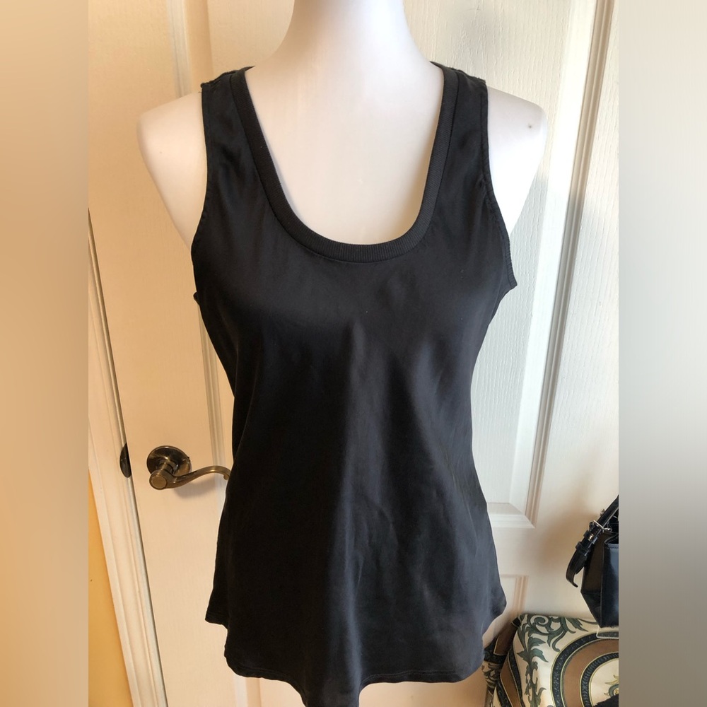Frame Denim Black Scoop Neck Tank 100% silk front